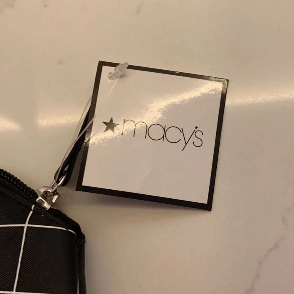 Macys nwt zip